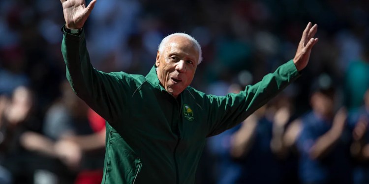 Lenny Wilkens, NBA Coach and Player, Dies at 88 Lenny Wilkens, NBA Coach and Player, Dies at 88