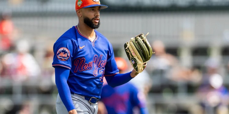 Devin Williams allows home run on first pitch for Mets Devin Williams allows home run on first pitch for Mets