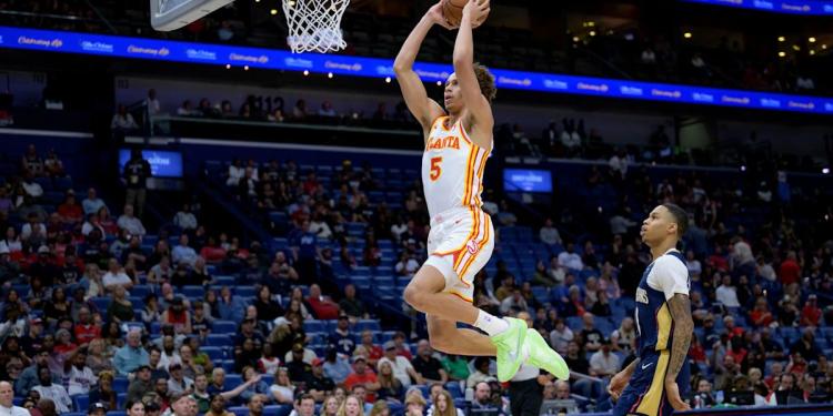 Hawks guard Dyson Daniels denies making gun gesture toward Pelicans after hitting 3-pointer in win Hawks guard Dyson Daniels denies making gun gesture toward Pelicans after hitting 3-pointer in win