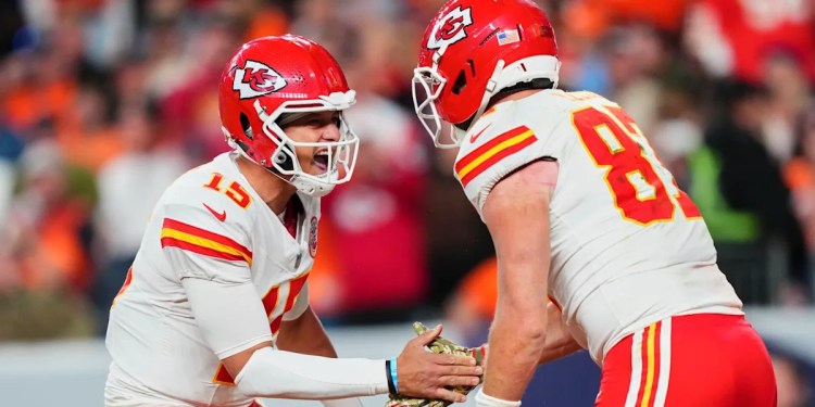 Travis Kelce Sets Team Record for Total Touchdowns Travis Kelce Sets Team Record for Total Touchdowns