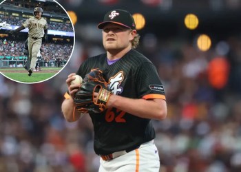 Padres Defeat Giants Despite Multiple Home Runs Padres Defeat Giants Despite Multiple Home Runs