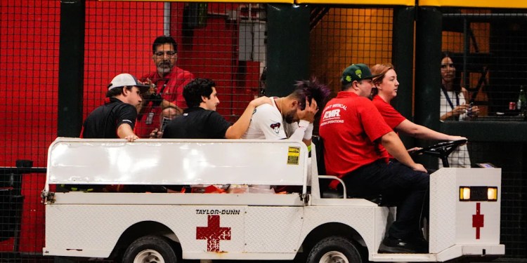 Diamondbacks OF Lourdes Gurriel carted off with apparent knee injury after fall in loss to Rangers Diamondbacks OF Lourdes Gurriel carted off with apparent knee injury after fall in loss to Rangers