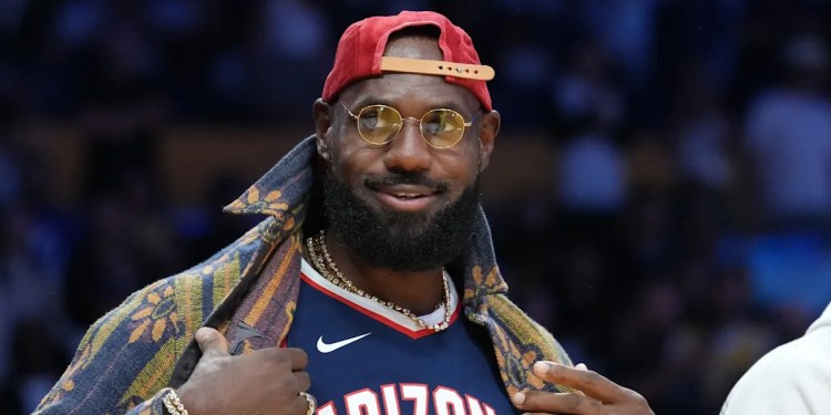 Week 5 Fantasy Basketball Schedule: LeBron James Availability Week 5 Fantasy Basketball Schedule: LeBron James Availability