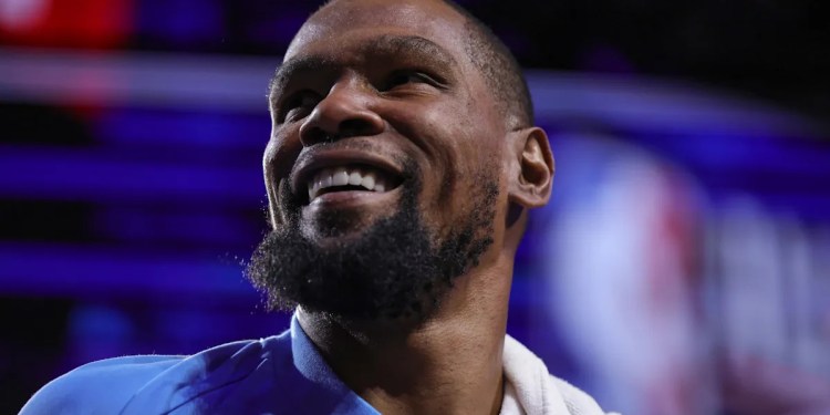 Kevin Durant Involved in Social Media Controversy Kevin Durant Involved in Social Media Controversy