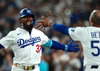 Dodgers end 4-game losing streak to jump back into first place vs. Padres Dodgers end 4-game losing streak to jump back into first place vs. Padres