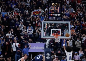 Yahoo Sports AM: "The Wall," the Clippers' unique home-court advantage, actually works Yahoo Sports AM: "The Wall," the Clippers' unique home-court advantage, actually works
