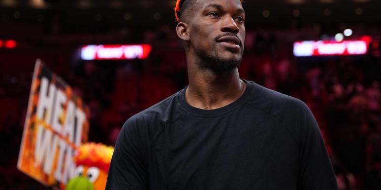 Heat’s Jimmy Butler reportedly prefers trade out of Miami before NBA trade deadline Heat’s Jimmy Butler reportedly prefers trade out of Miami before NBA trade deadline