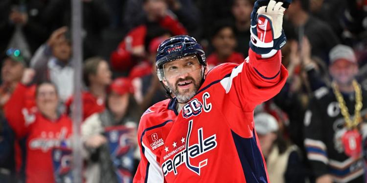 Alex Ovechkin goals tracker: ‘The Great Eight’ is 8 away from breaking Wayne Gretzky’s all-time record of 894 Alex Ovechkin goals tracker: ‘The Great Eight’ is 8 away from breaking Wayne Gretzky’s all-time record of 894