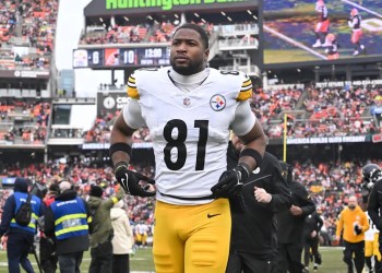 Steelers Release TE Jonnu Smith Steelers Release TE Jonnu Smith