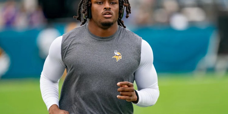 Vikings LB Dallas Turner reportedly scammed out of 0K in bank fraud scheme Vikings LB Dallas Turner reportedly scammed out of 0K in bank fraud scheme