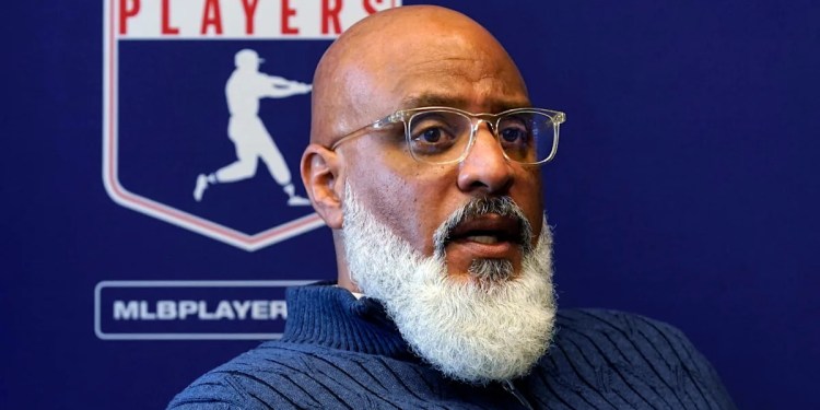 Tony Clark resigns as head of MLB players union Tony Clark resigns as head of MLB players union