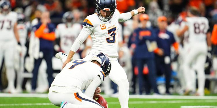 Fantasy Football Week 13 Rankings: Kickers Fantasy Football Week 13 Rankings: Kickers