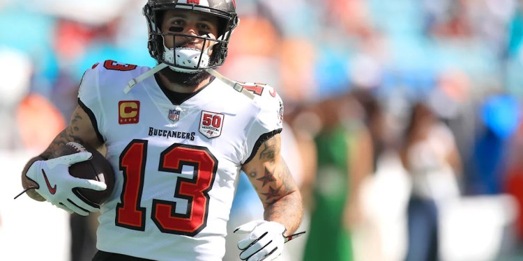 Mike Evans Discusses His ‘Second Wind’ Mike Evans Discusses His ‘Second Wind’