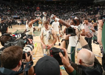 Momentum Moments Volume 10 Momentum Moments Volume 10