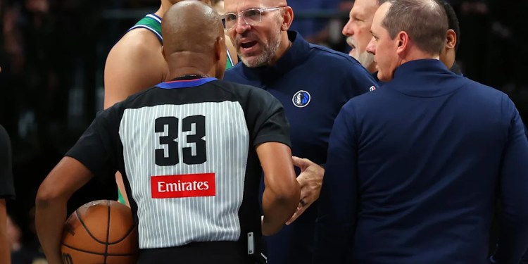 Dallas Mavericks Play San Antonio Spurs Dallas Mavericks Play San Antonio Spurs