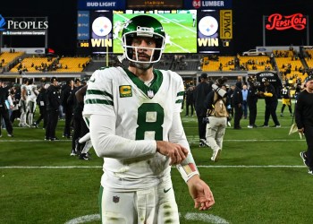 Aaron Rodgers signing with the Pittsburgh Steelers is the era-ending Hail Mary for a QB and a franchise Aaron Rodgers signing with the Pittsburgh Steelers is the era-ending Hail Mary for a QB and a franchise