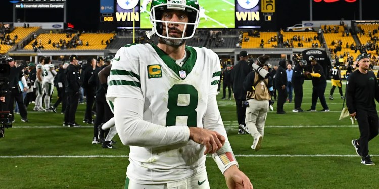 Aaron Rodgers signing with the Pittsburgh Steelers is the era-ending Hail Mary for a QB and a franchise Aaron Rodgers signing with the Pittsburgh Steelers is the era-ending Hail Mary for a QB and a franchise