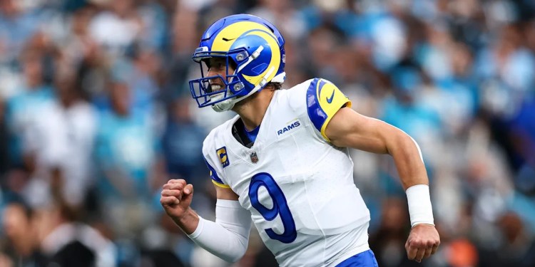 Rams defeat Panthers 34-31 to advance Rams defeat Panthers 34-31 to advance