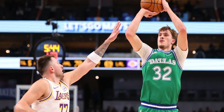 Cooper Flagg Recognized as a Rising Star
Other Mavericks on the Rising Star List Cooper Flagg Recognized as a Rising Star
Other Mavericks on the Rising Star List