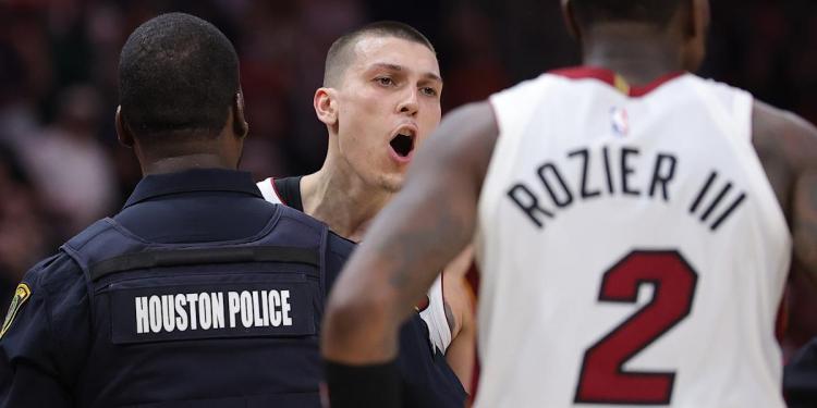 Amen Thompson throws Tyler Herro to the court, sparking massive brawl in Heat-Rockets game Amen Thompson throws Tyler Herro to the court, sparking massive brawl in Heat-Rockets game