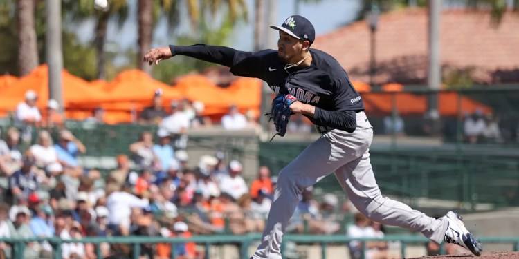 Elmer Rodriguez impresses in Yankees’ spring debut Elmer Rodriguez impresses in Yankees’ spring debut
