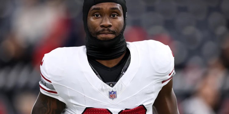 Titans Sign Michael Carter Titans Sign Michael Carter