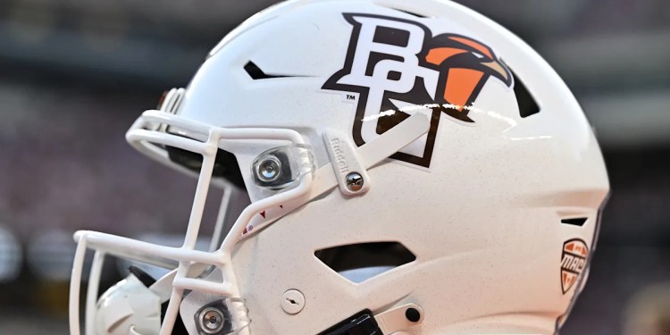 Bowling Green names Joe Bowden as defensive coordinator
Greg Froelich hired as special teams coordinator Bowling Green names Joe Bowden as defensive coordinator
Greg Froelich hired as special teams coordinator
