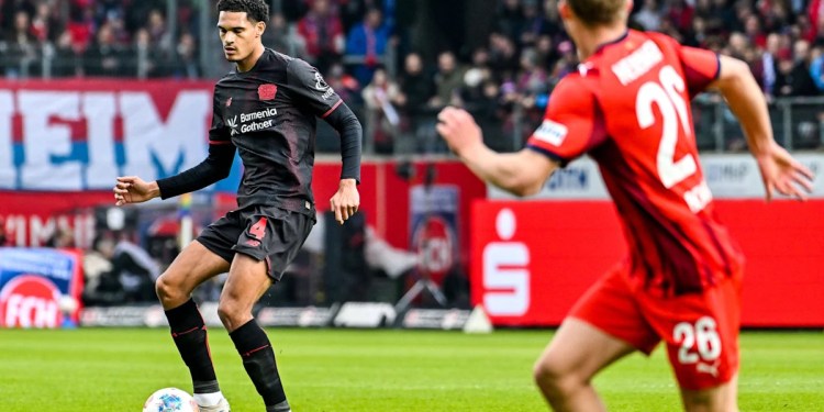 Liverpool advised to re-sign former player for £70m Liverpool advised to re-sign former player for £70m