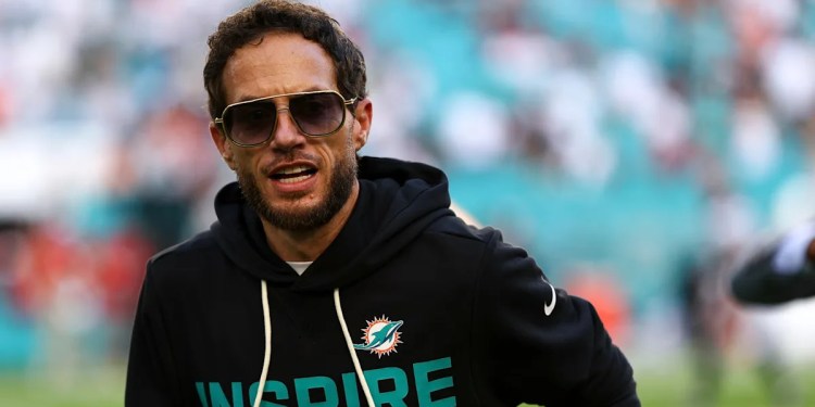 Chargers to Hire Mike McDaniel as Offensive Coordinator Chargers to Hire Mike McDaniel as Offensive Coordinator