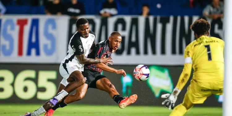 Corinthians Lose to Bragança in Paulistão Match Corinthians Lose to Bragança in Paulistão Match