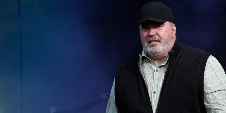 Mike McCarthy’s Hiring Receives Mixed Reactions from Steelers Fans Mike McCarthy’s Hiring Receives Mixed Reactions from Steelers Fans