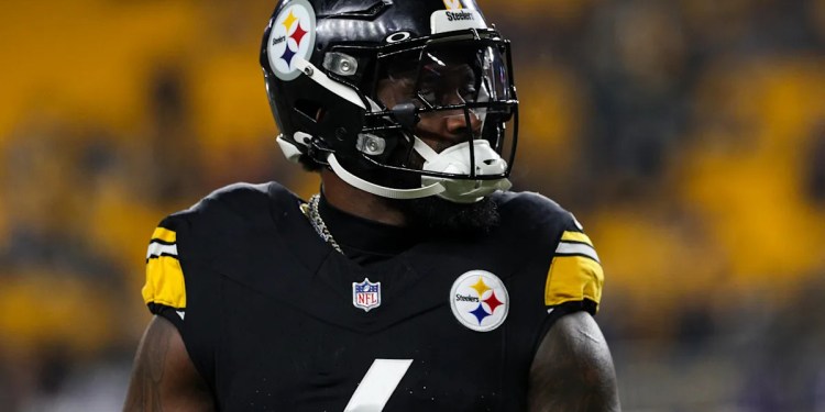 Patrick Queen: Steelers Must Improve for Aaron Rodgers Patrick Queen: Steelers Must Improve for Aaron Rodgers