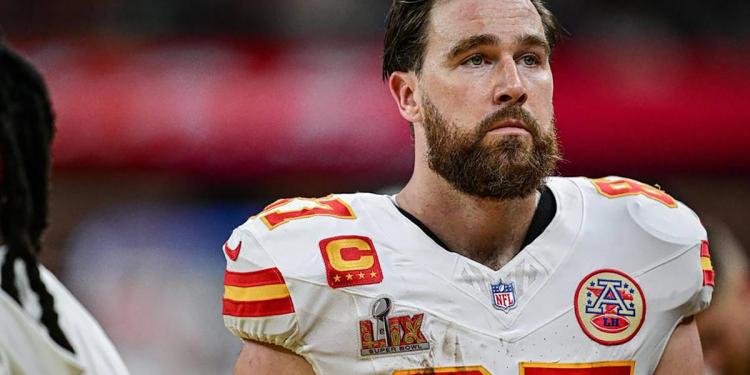 Travis Kelce plans to return to Chiefs for 2025 season: 'I can't go out like that' Travis Kelce plans to return to Chiefs for 2025 season: 'I can't go out like that'