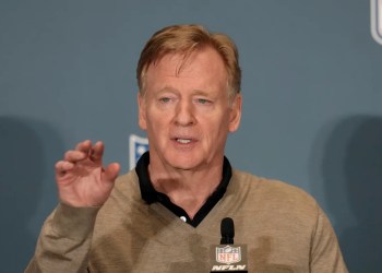 Goodell defends diversity policy following Florida AG’s challenge Goodell defends diversity policy following Florida AG’s challenge