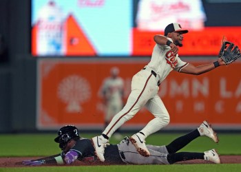 Rogers Struggles as Orioles Lose to D-Backs Rogers Struggles as Orioles Lose to D-Backs