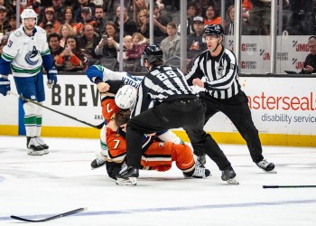 Canucks Defeat Ducks 4-3 in Overtime Canucks Defeat Ducks 4-3 in Overtime