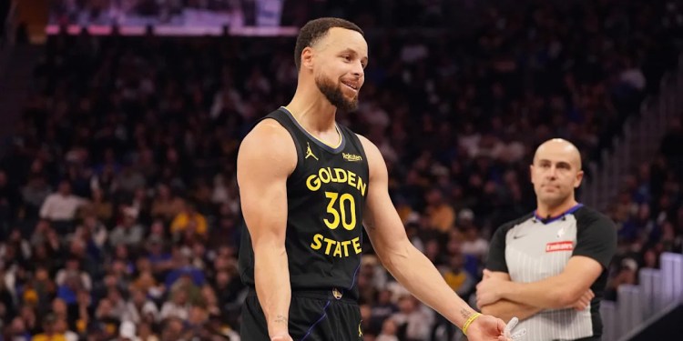 Impact of Giannis Antetokounmpo and Steph Curry Injuries on Playing Time Impact of Giannis Antetokounmpo and Steph Curry Injuries on Playing Time