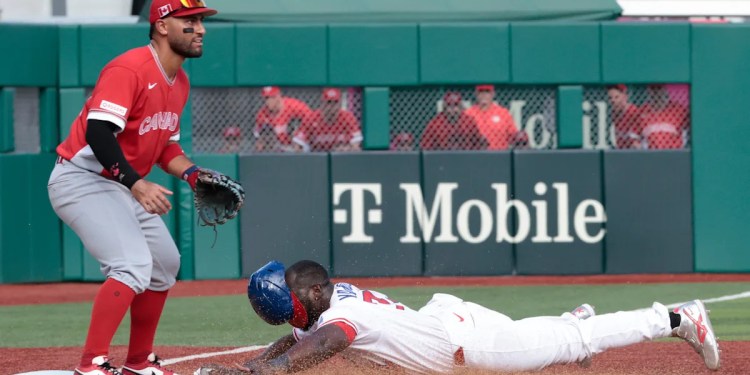 Canada defeats Cuba 7-2, advances in World Baseball Classic Canada defeats Cuba 7-2, advances in World Baseball Classic