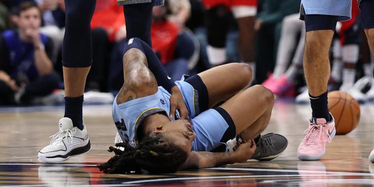 Grizzlies star Ja Morant out, considered ‘week-to-week’ with right shoulder injury Grizzlies star Ja Morant out, considered ‘week-to-week’ with right shoulder injury