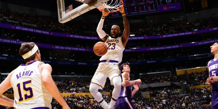Lakers Defeat Kings for Important Win Lakers Defeat Kings for Important Win