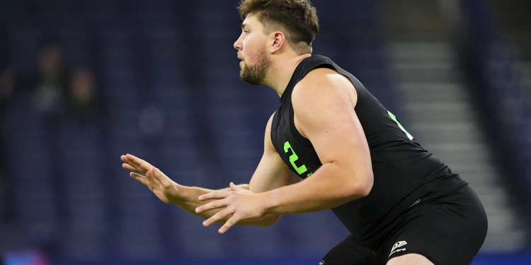 Miami Dolphins Target Another Offensive Lineman in Draft Miami Dolphins Target Another Offensive Lineman in Draft