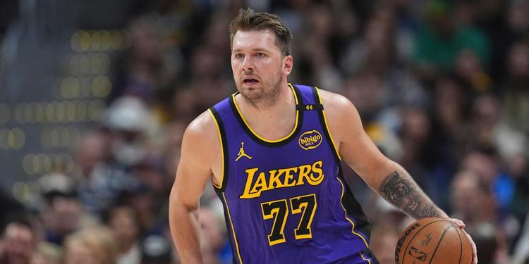 Lakers beat Clippers for fifth straight win behind 31 points from Luka Dončić, but Austin Reaves exits with calf soreness Lakers beat Clippers for fifth straight win behind 31 points from Luka Dončić, but Austin Reaves exits with calf soreness