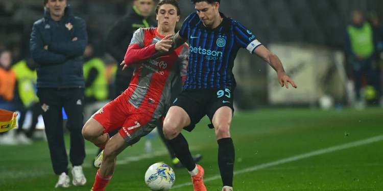 Barcelona considers two alternatives to Alessandro Bastoni Barcelona considers two alternatives to Alessandro Bastoni