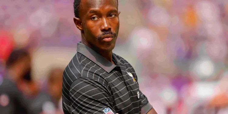 Paternity Leave of Ex-Vikings GM Under Review After Firing Paternity Leave of Ex-Vikings GM Under Review After Firing