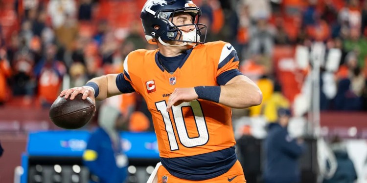 Broncos Win Four Consecutive NFL Games by Three Points or Fewer Broncos Win Four Consecutive NFL Games by Three Points or Fewer