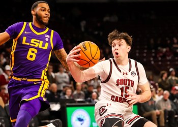 Freshman Guard Gains Popularity on Social Media Freshman Guard Gains Popularity on Social Media