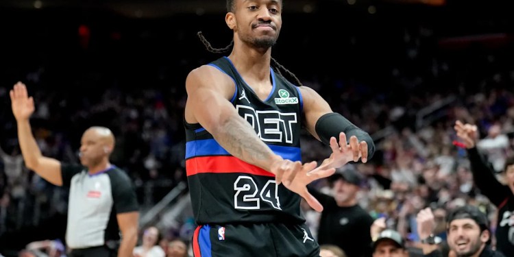 Pistons sign Daniss Jenkins to two-year contract Pistons sign Daniss Jenkins to two-year contract