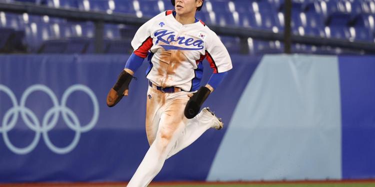 Dodgers, Hyeseong Kim agree to 3-year deal with .5 million guaranteed Dodgers, Hyeseong Kim agree to 3-year deal with .5 million guaranteed