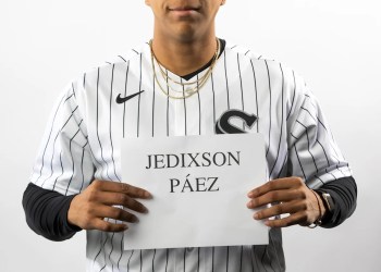 White Sox lose to opponent, 12-3 White Sox lose to opponent, 12-3