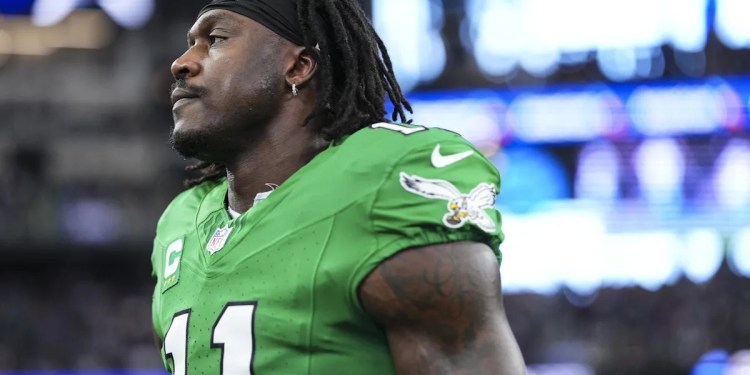 Patriots Plan Trade for A.J. Brown with Future First-Round Pick Patriots Plan Trade for A.J. Brown with Future First-Round Pick